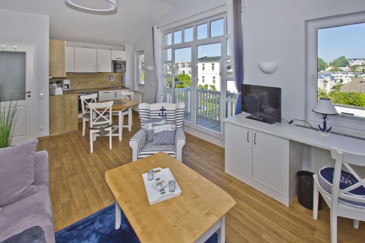 Mit Meerblick Und Balkon, Gratis Nutzung Vom Ahoi Erlebnisbad Und Sauna In Sellin - Meeresblick Fewo 48 เกอเรน ภายนอก รูปภาพ